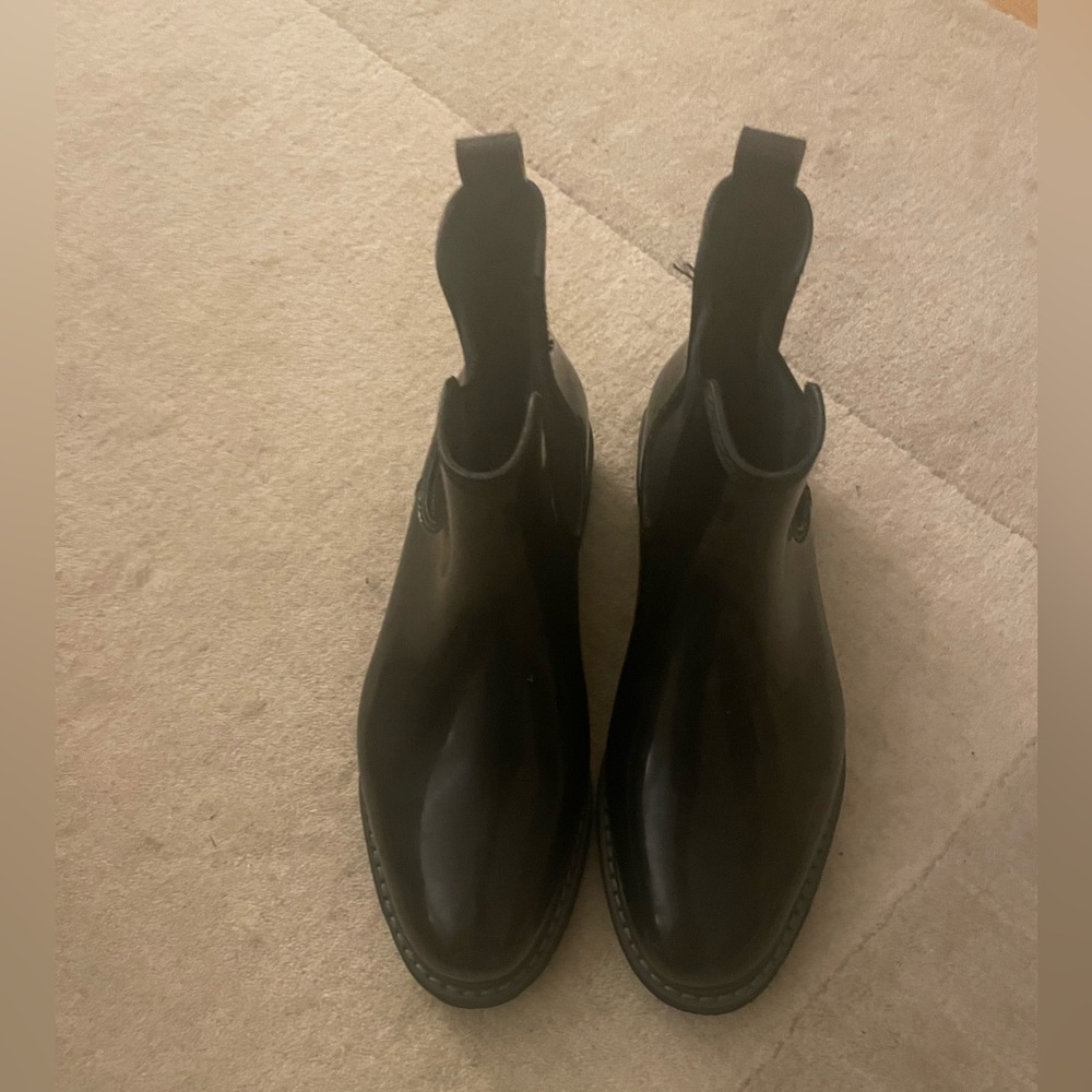 Cougar rain boots